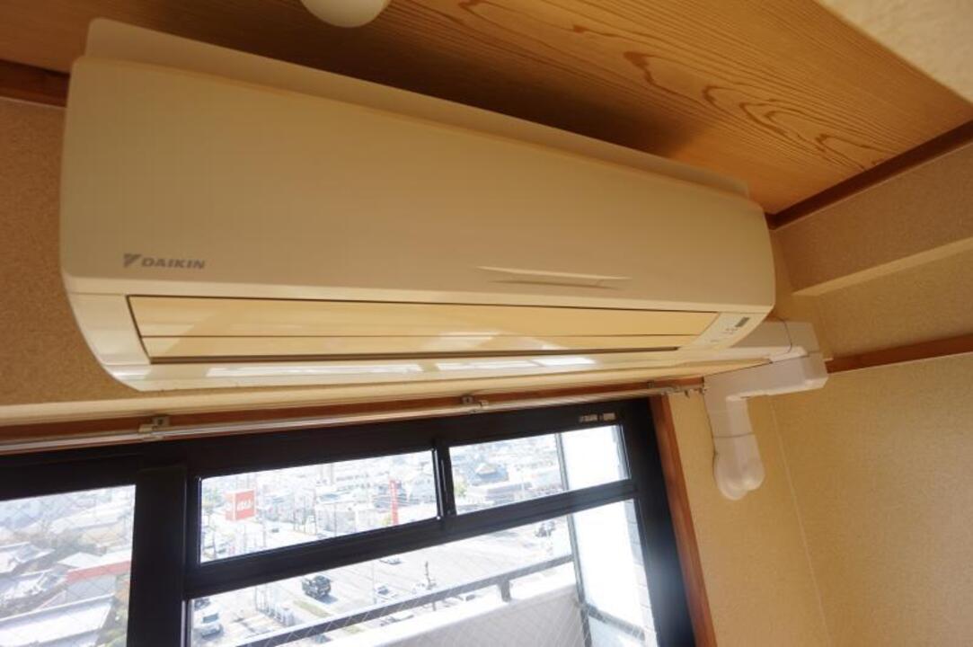 エアコン