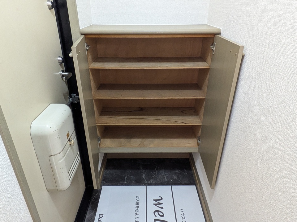 シューズボックス