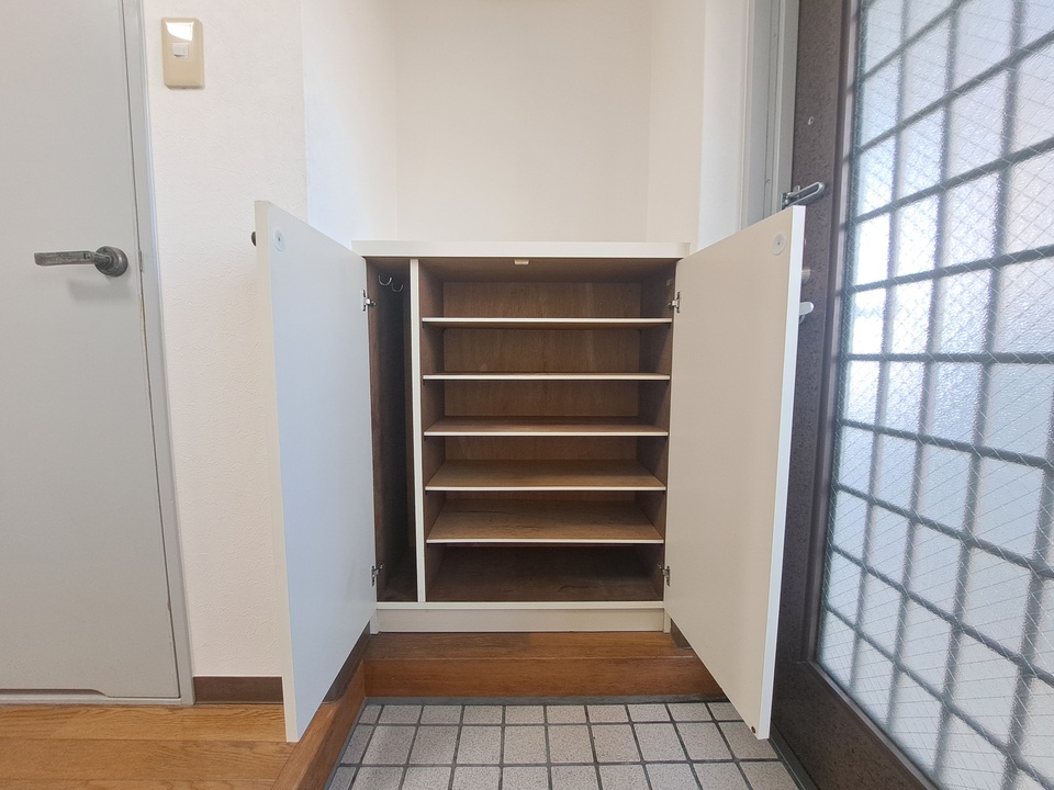 シューズボックス