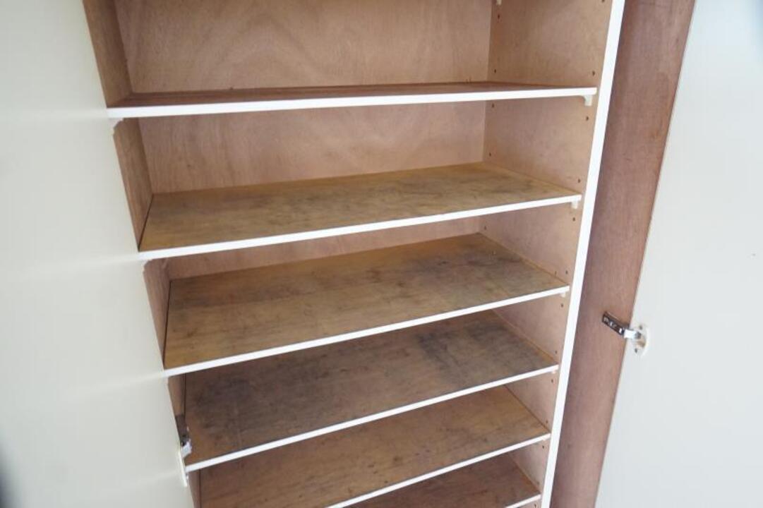 シューズボックス