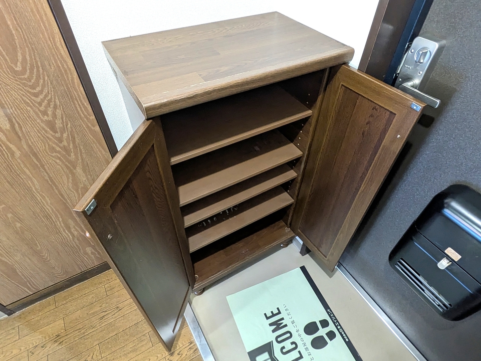 シューズボックス