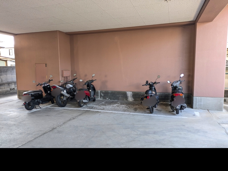バイク置場