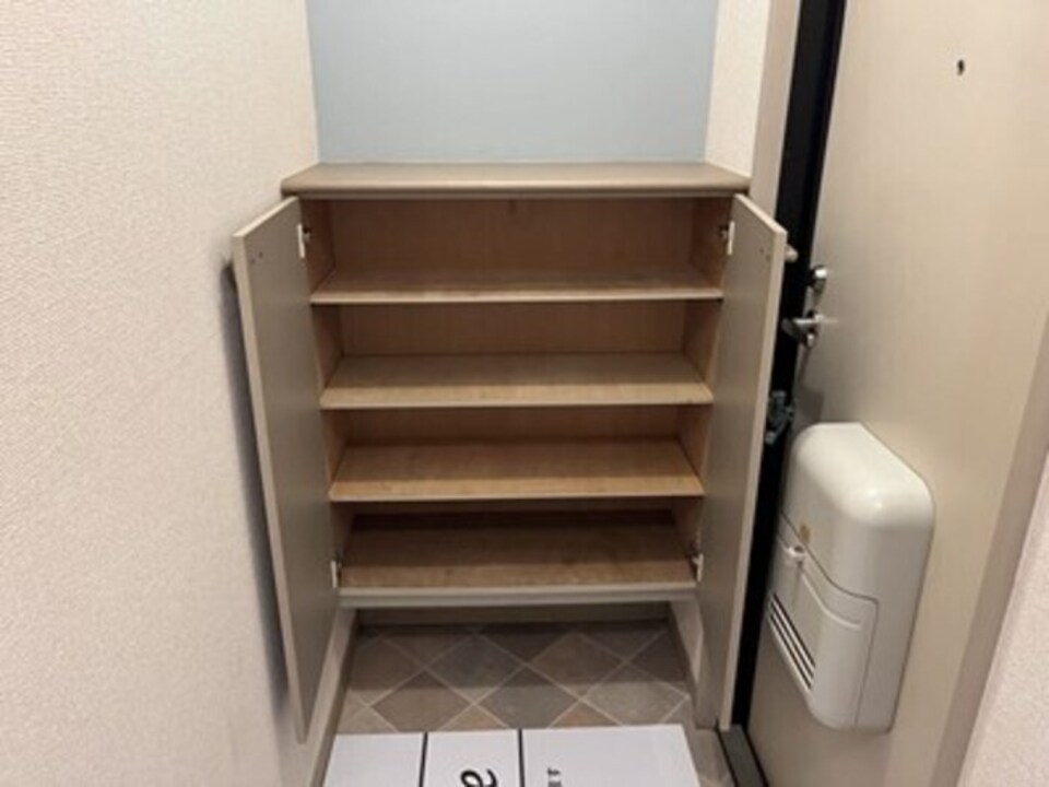 シューズボックス