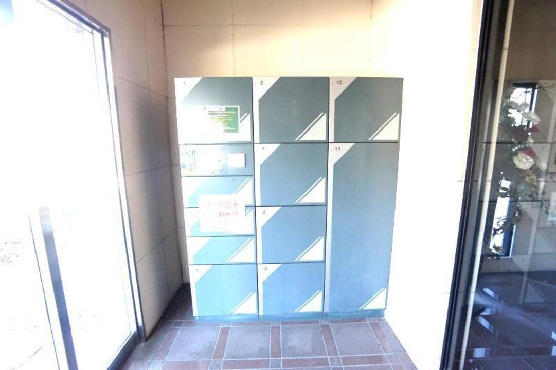 宅配ボックス