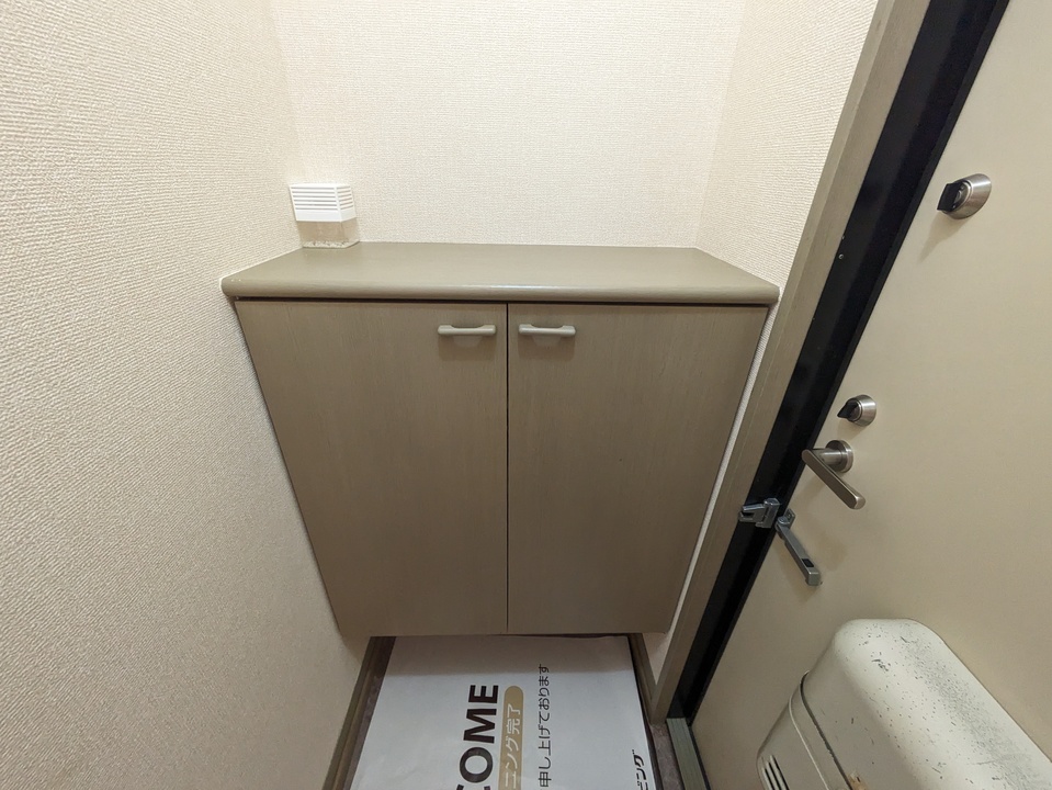 シューズボックス