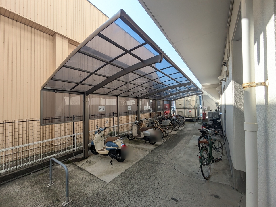 駐輪場