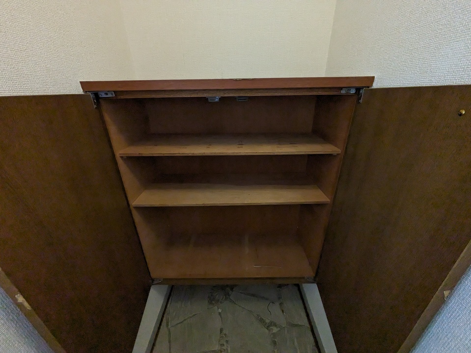 シューズボックス