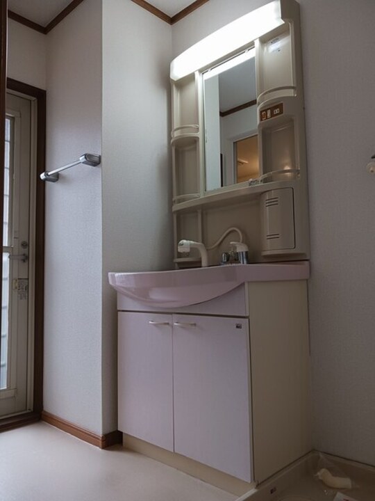 シャワー付洗面化粧台