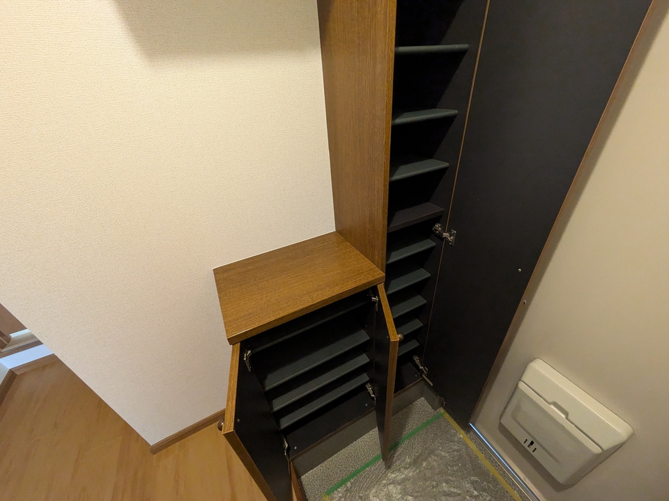 シューズボックス