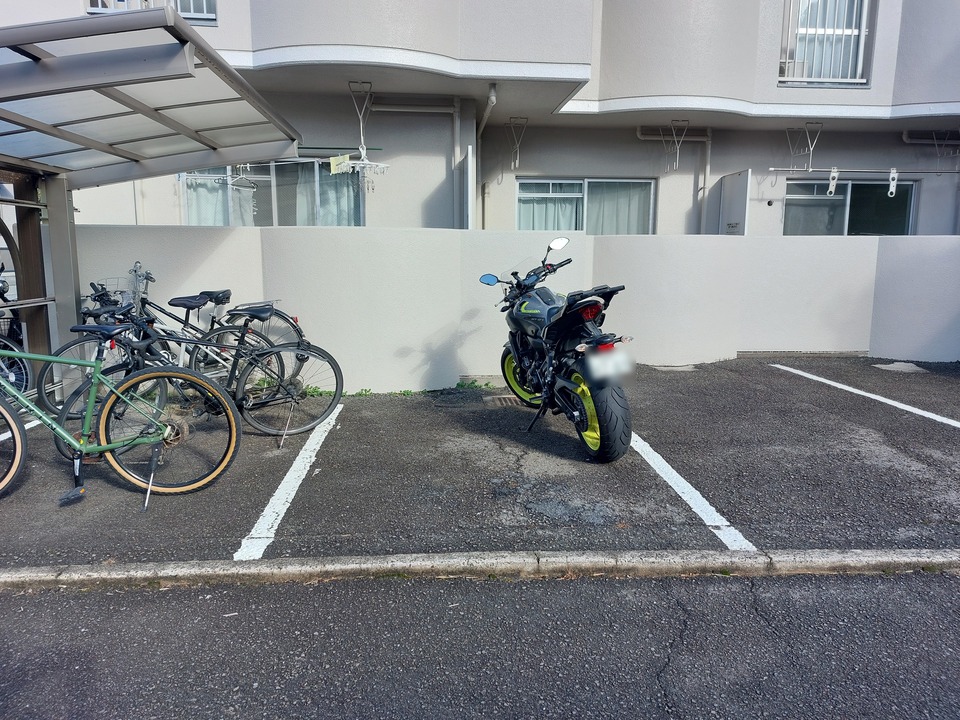 バイク置場