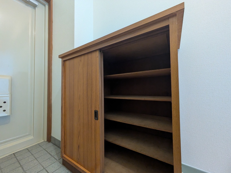 シューズボックス