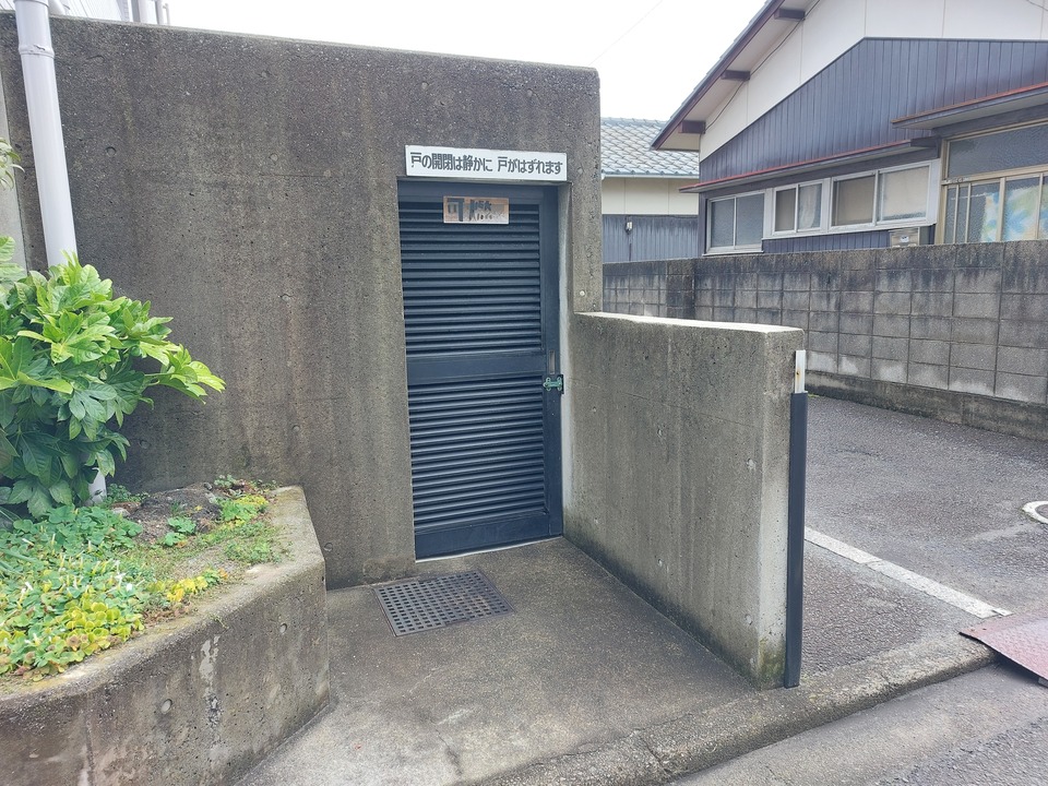 ゴミステーション