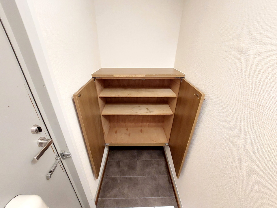 シューズボックス