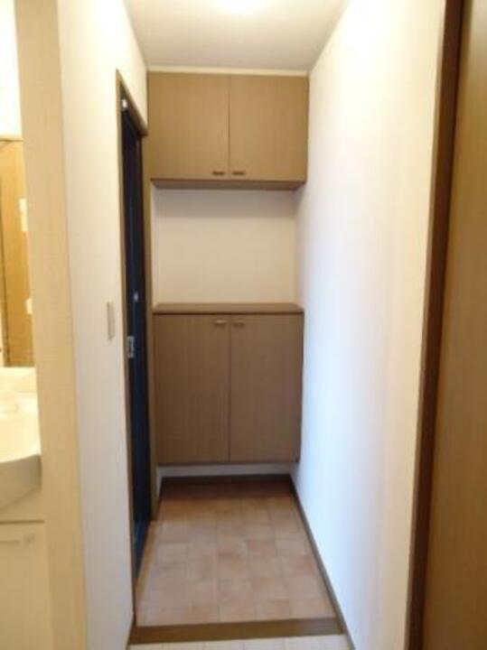 シューズボックス