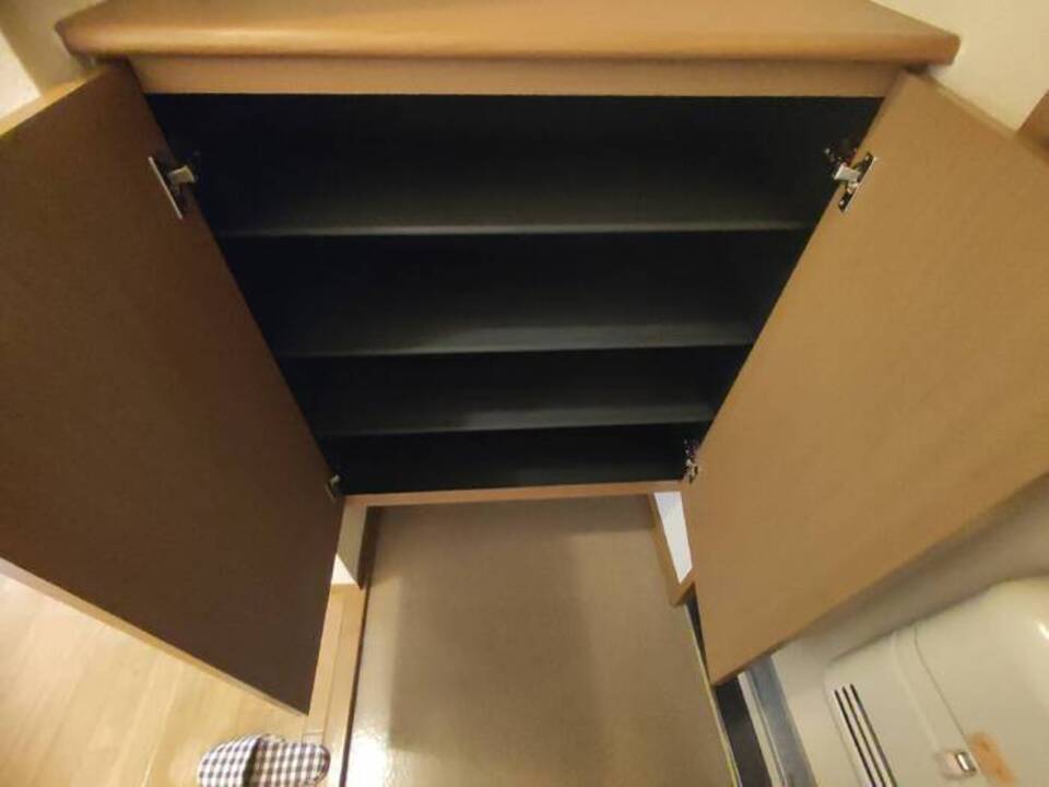 シューズボックス