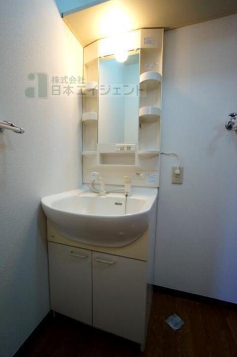 シャンプードレッサー