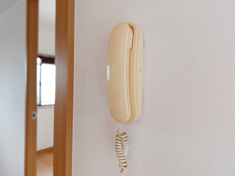 インターホン