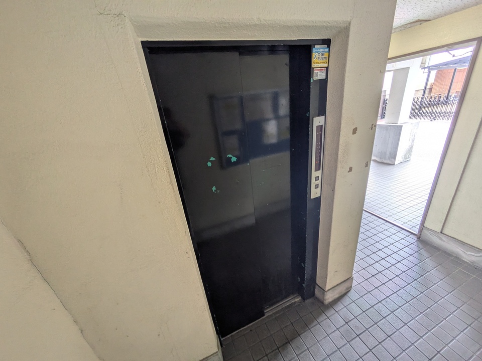 エレベーター