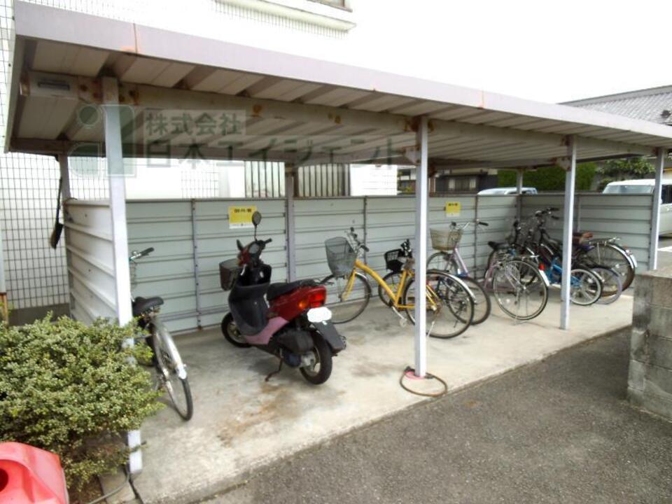 駐輪場