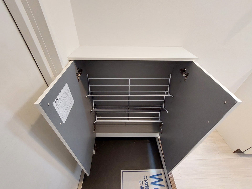 シューズボックス