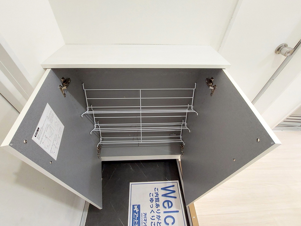 シューズボックス