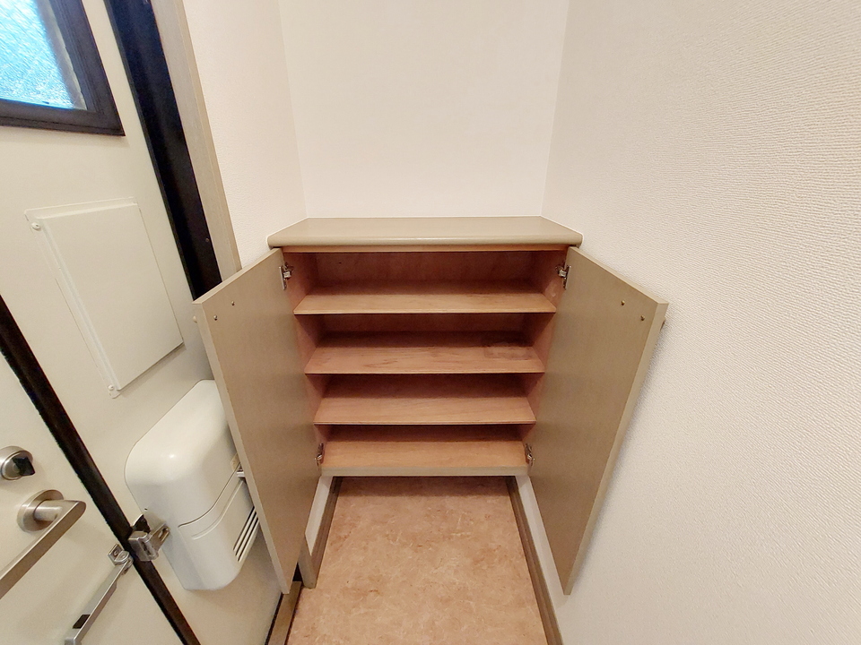 シューズボックス