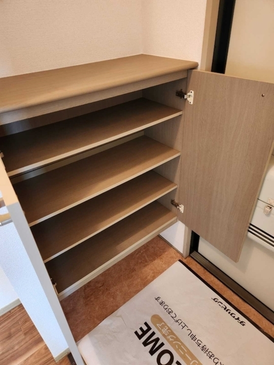 シューズボックス