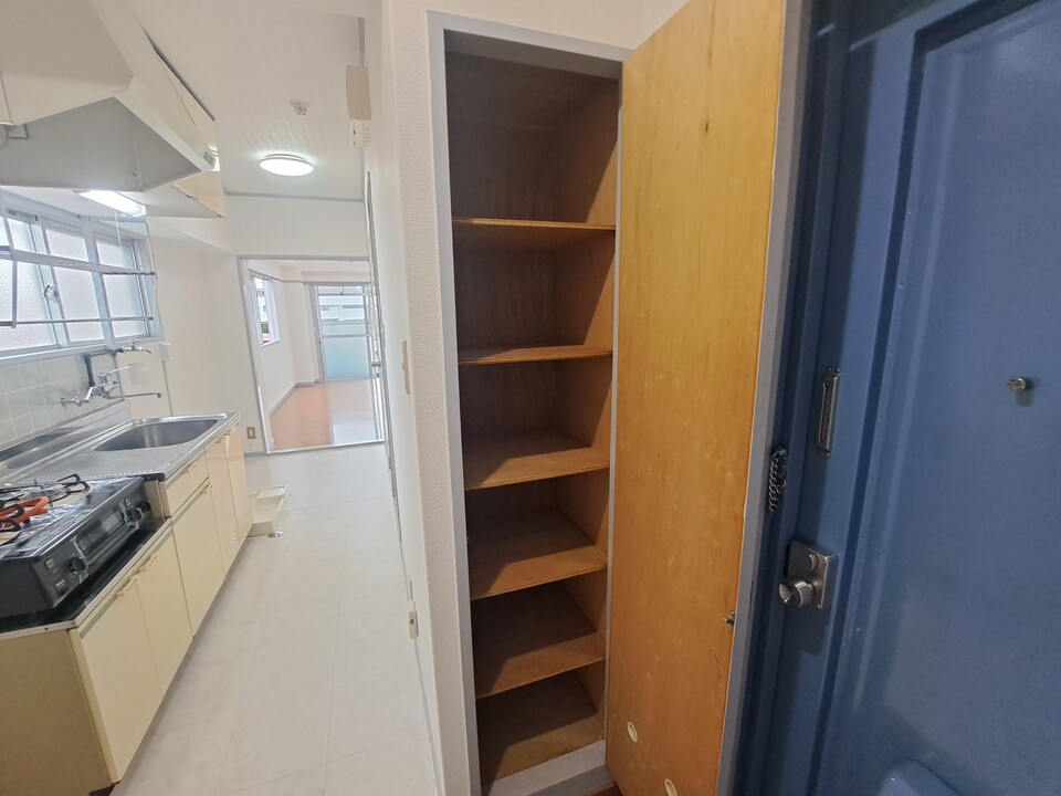 シューズボックス