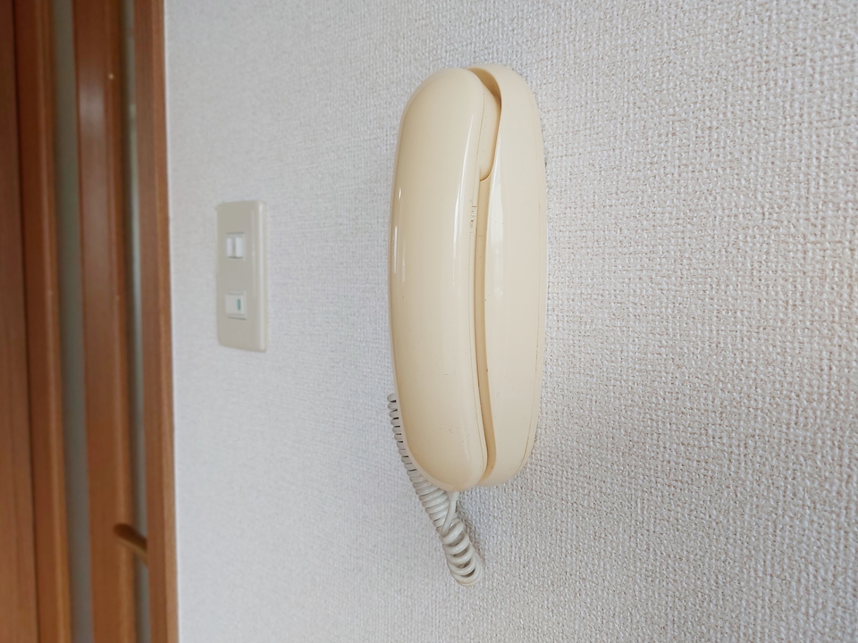 インターホン