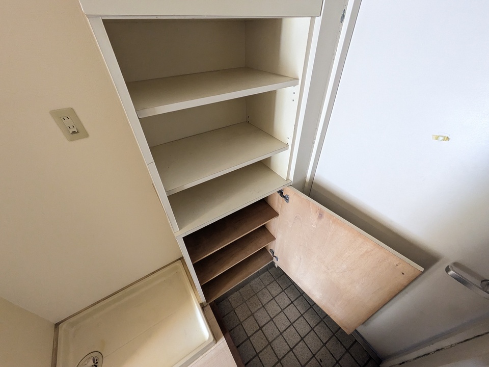 シューズボックス