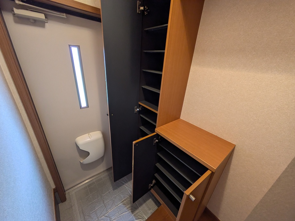 シューズボックス