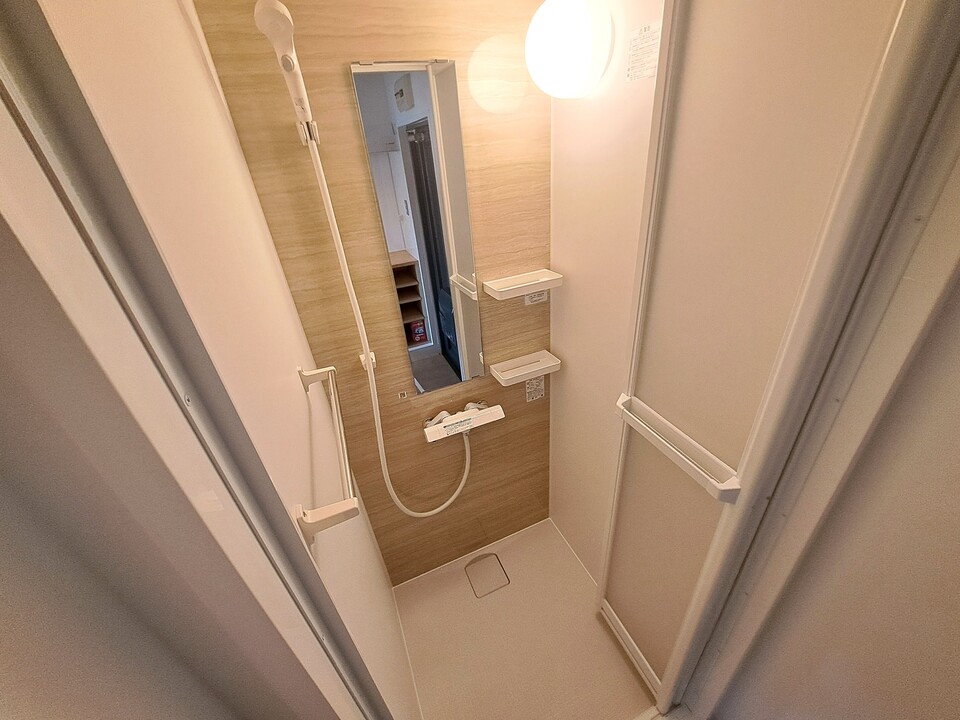 シャワールーム