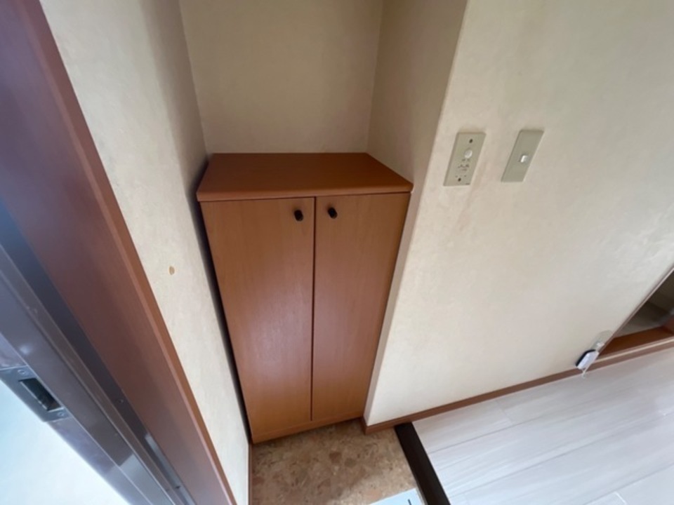 シューズボックス