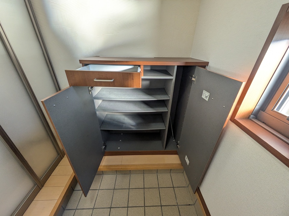 シューズボックス