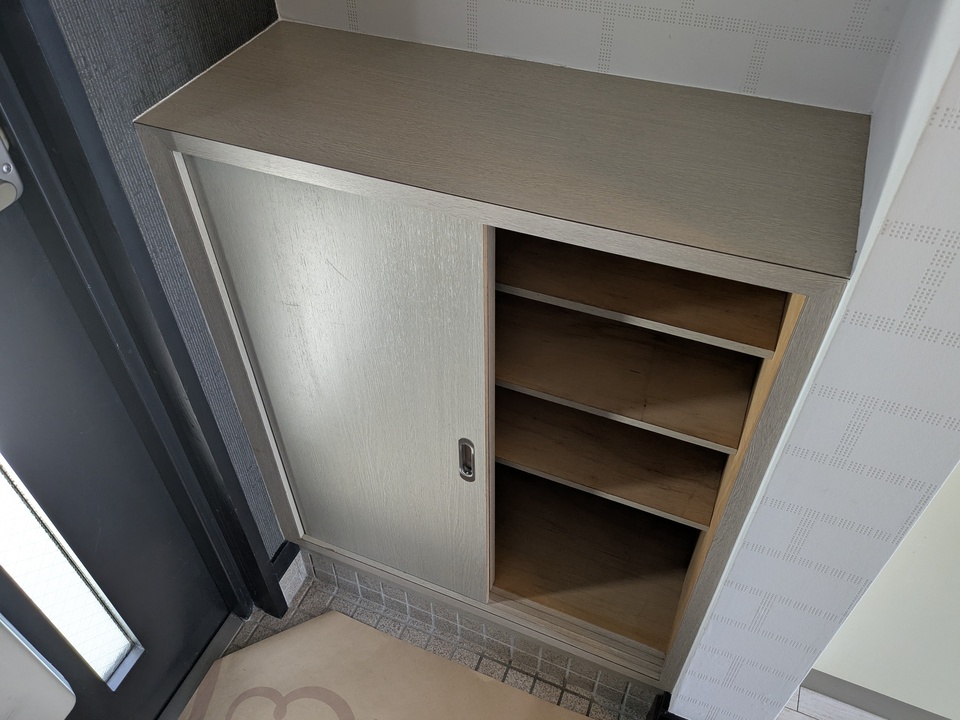 シューズボックス