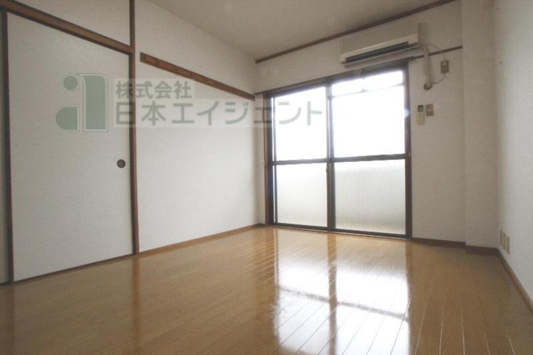 洋室