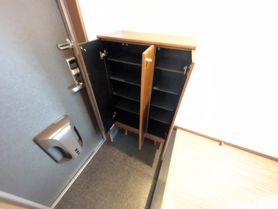 シューズボックス