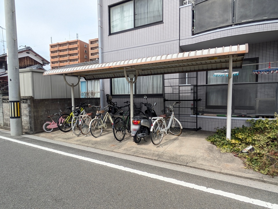 駐輪場