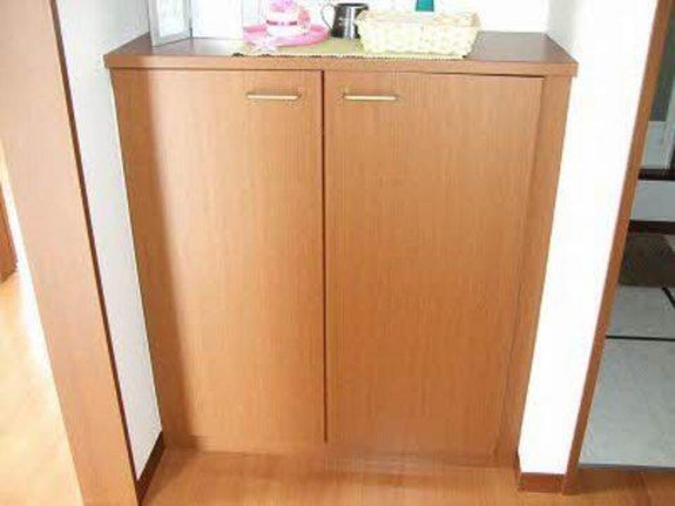 シューズボックス