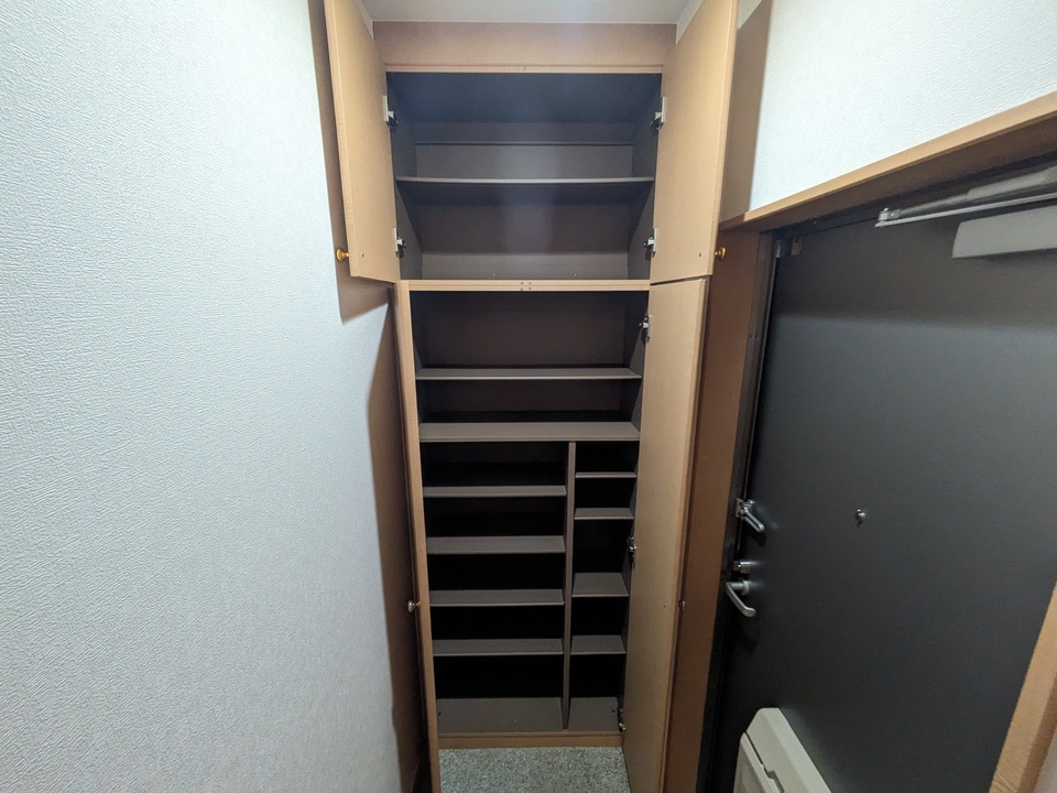 シューズボックス