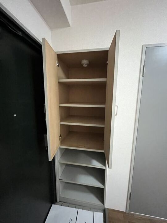 シューズボックス