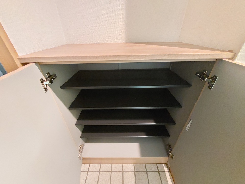 シューズボックス