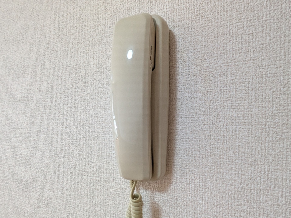 インターホン