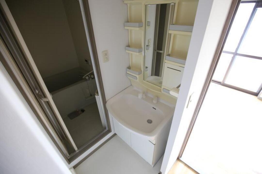 シャンプードレッサー