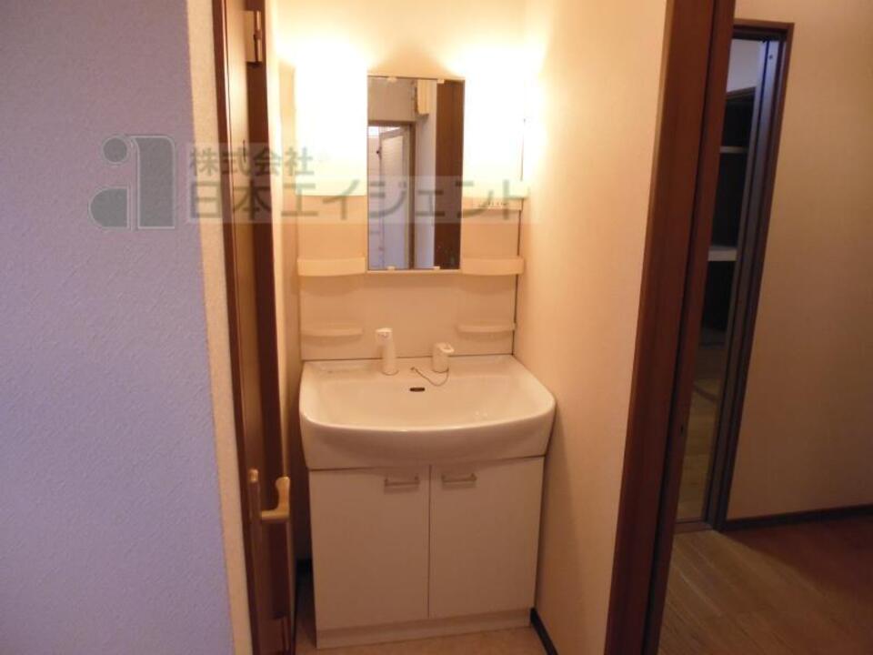 シャンプードレッサー