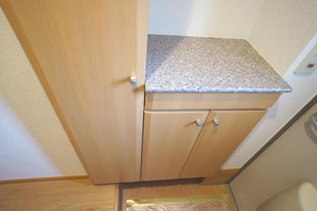 シューズボックス