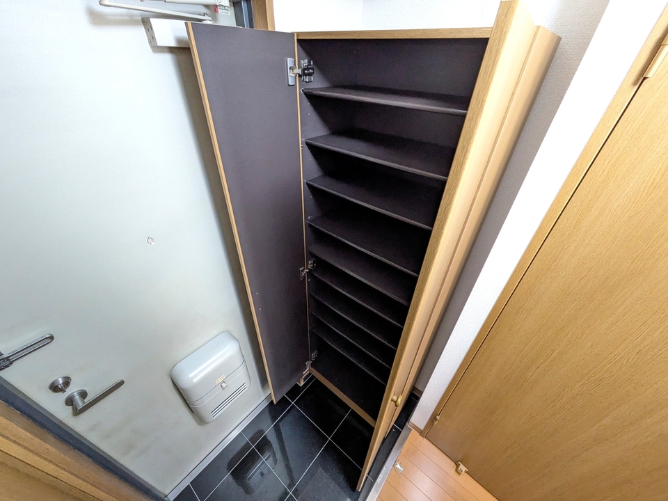 シューズボックス