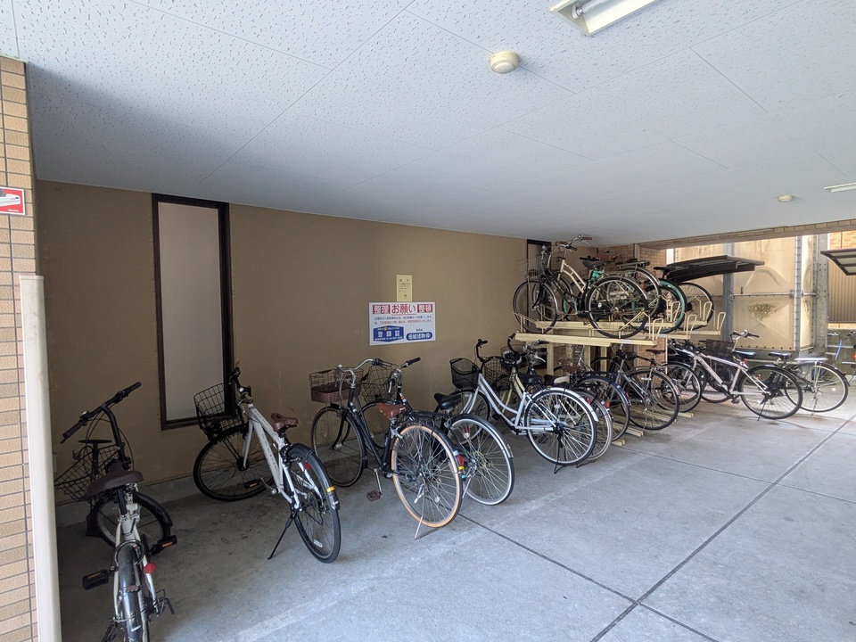 駐輪場
