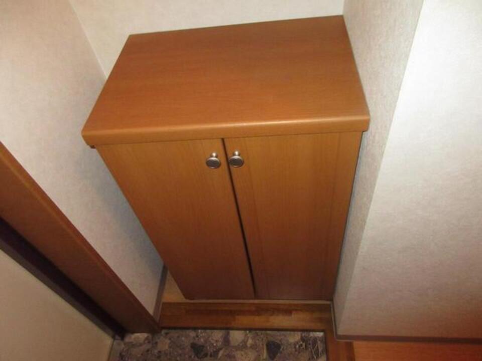 シューズボックス