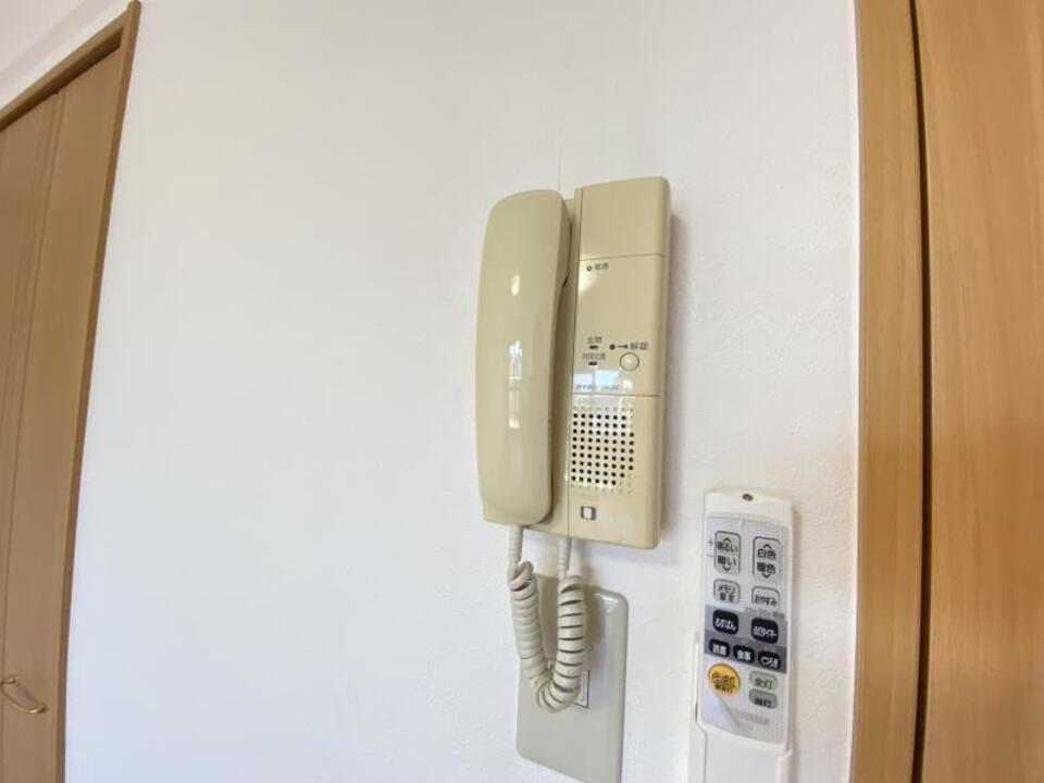 インターホン